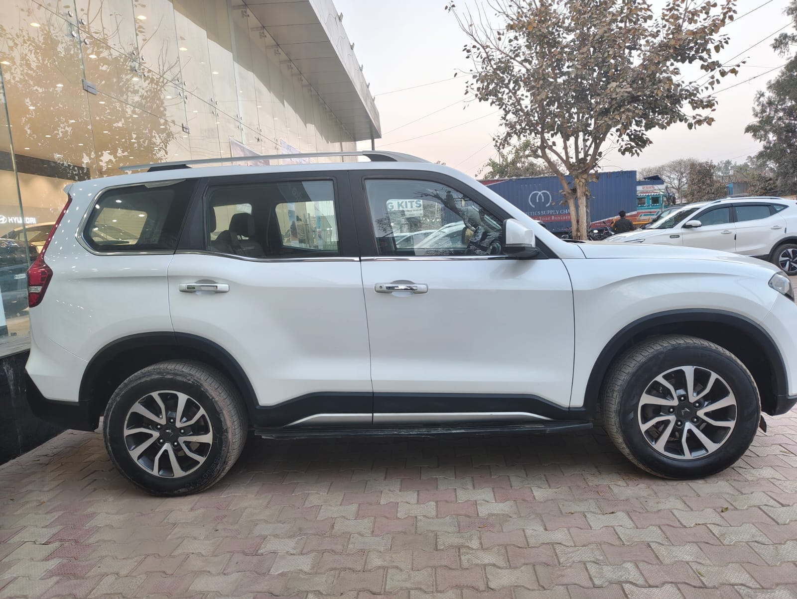 Scorpio-N image 5 Scorpio-N image 5