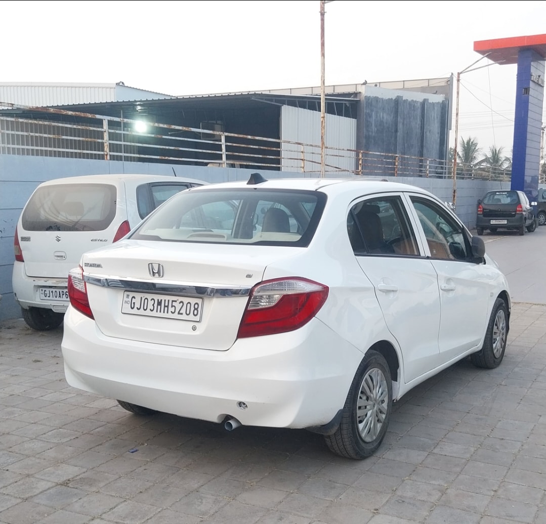 Used 2017 Honda Amaze Used 2017 Honda Amaze