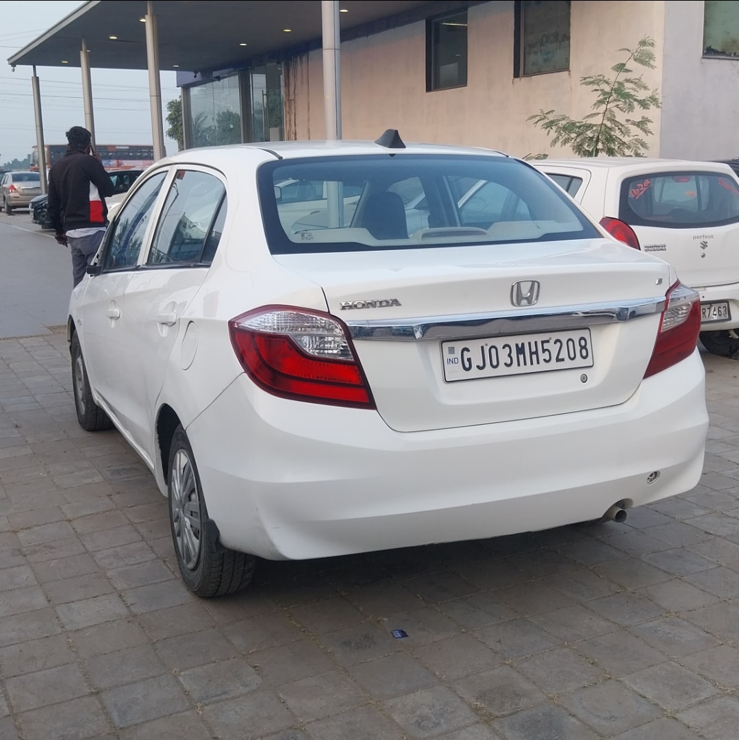 Used 2017 Honda Amaze Used 2017 Honda Amaze