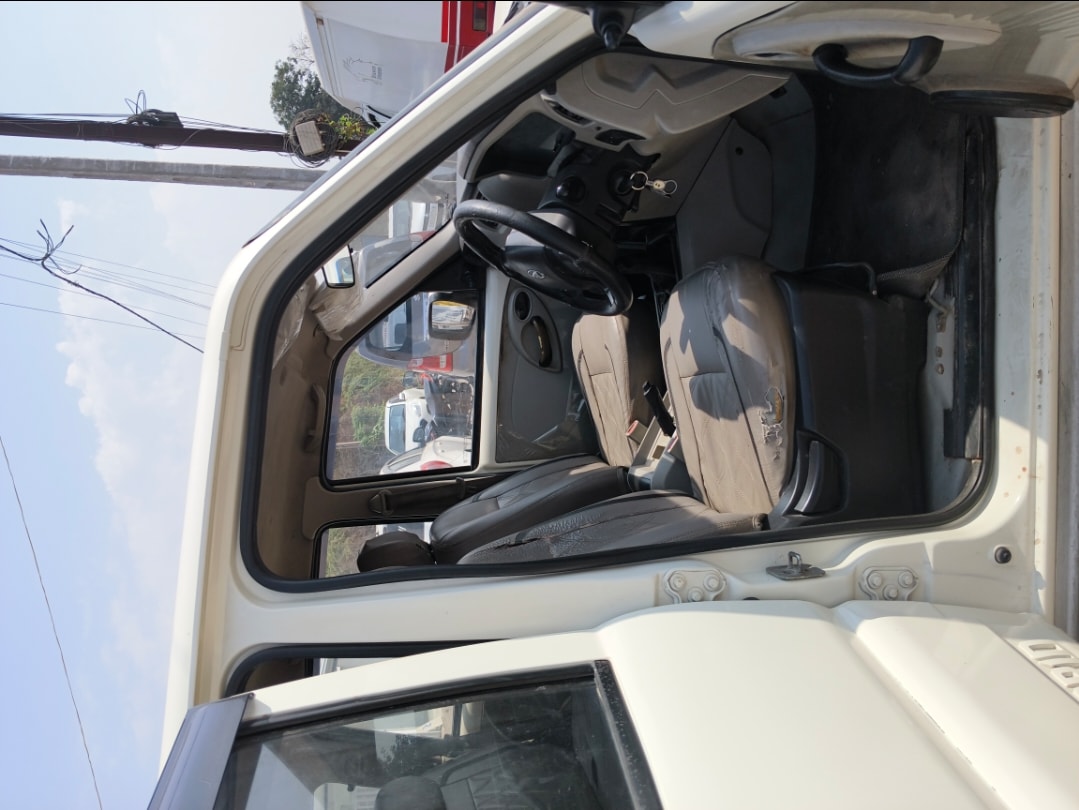 Scorpio image 16 Scorpio image 16