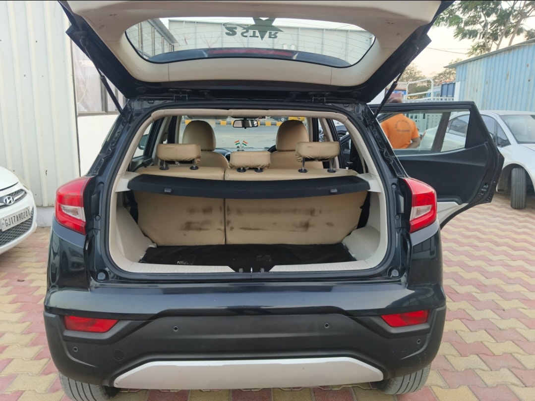 Used 2019 Mahindra XUV300 Used 2019 Mahindra XUV300