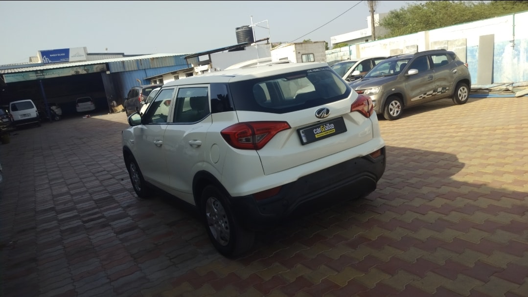 XUV300 image 3 XUV300 image 3