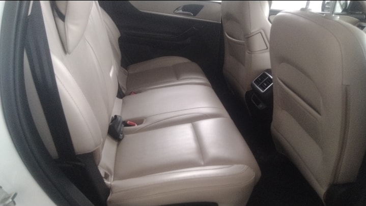 Used 2022 Mahindra XUV700 Used 2022 Mahindra XUV700