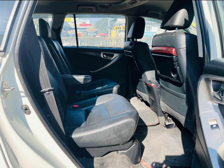 Innova Crysta image 17 Innova Crysta image 17