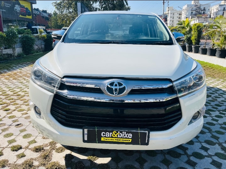 Innova Crysta image 8 Innova Crysta image 8