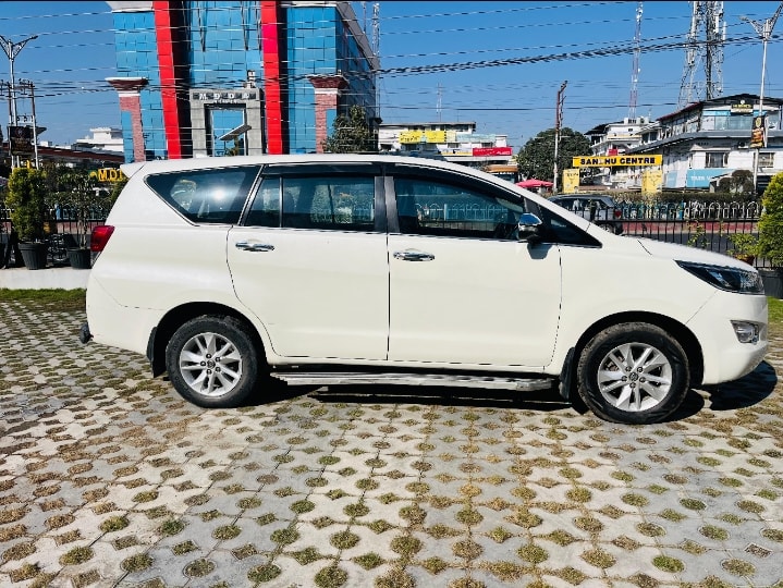 Innova Crysta image 6 Innova Crysta image 6