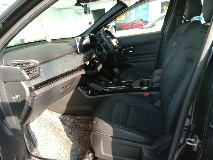 Used 2024 Tata Safari Used 2024 Tata Safari