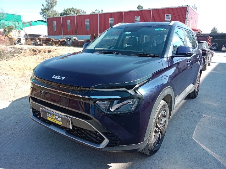 Used 2023 Kia Carens Used 2023 Kia Carens