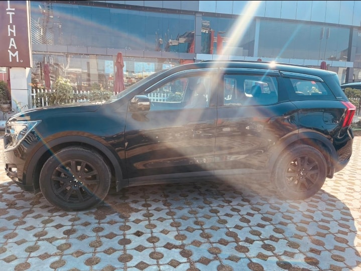 Used 2025 Mahindra XUV700 Used 2025 Mahindra XUV700