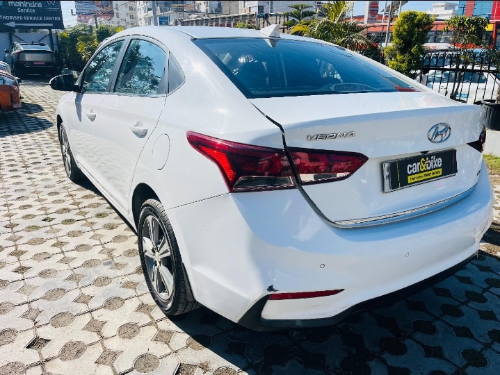Used 2018 Hyundai Verna Used 2018 Hyundai Verna
