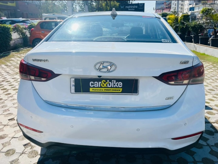 Used 2018 Hyundai Verna Used 2018 Hyundai Verna