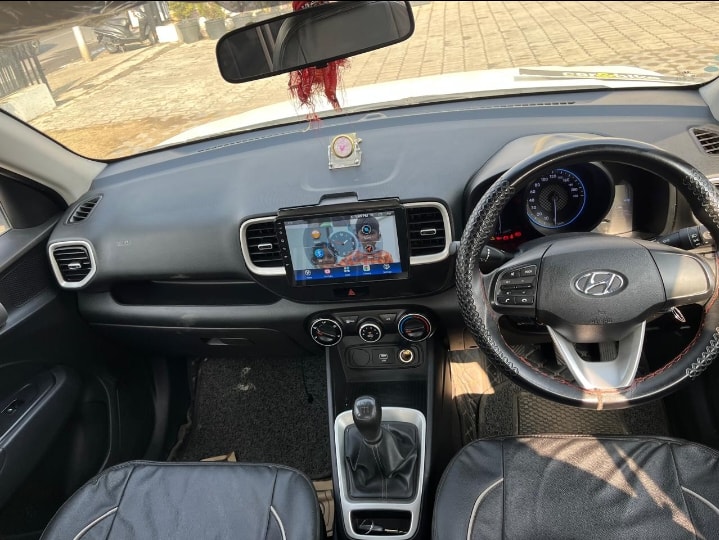 Used 2021 Hyundai Venue Used 2021 Hyundai Venue