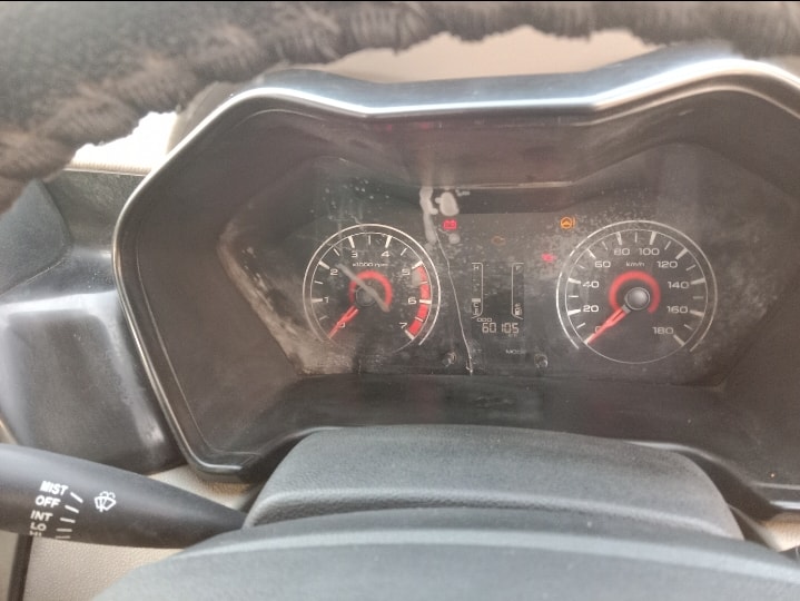 Used 2016 Mahindra KUV100 Used 2016 Mahindra KUV100