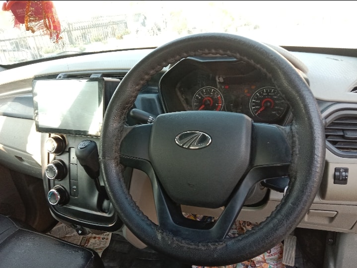 Used 2016 Mahindra KUV100 Used 2016 Mahindra KUV100