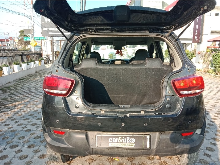 Used 2016 Mahindra KUV100 Used 2016 Mahindra KUV100