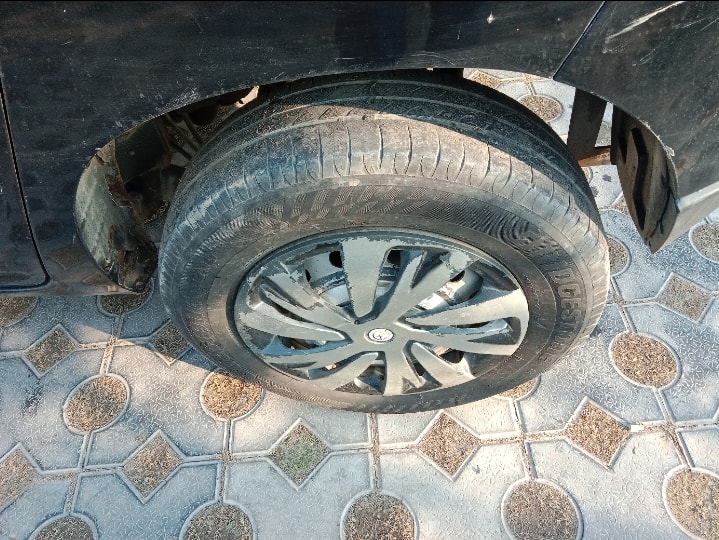 Used 2016 Mahindra KUV100 Used 2016 Mahindra KUV100