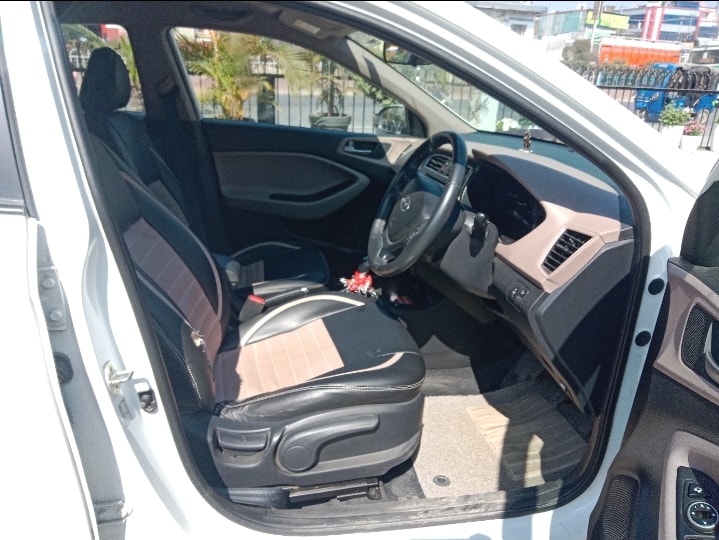 Elite i20 image 14 Elite i20 image 14