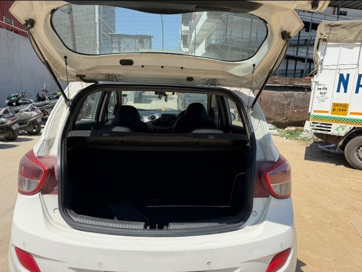 Grand i10 image 10 Grand i10 image 10