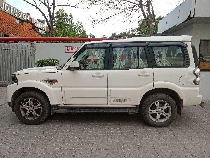 Used 2016 Mahindra Scorpio Used 2016 Mahindra Scorpio