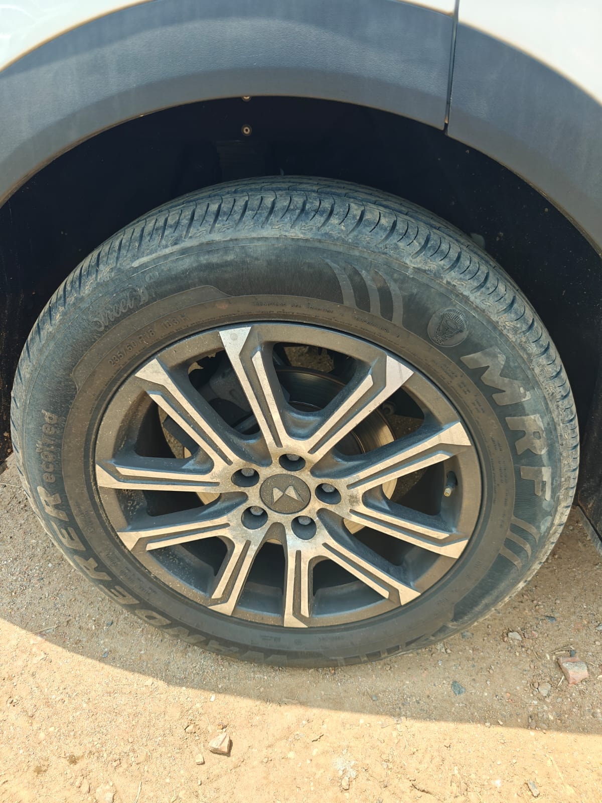 Used 2023 Mahindra XUV700 Used 2023 Mahindra XUV700