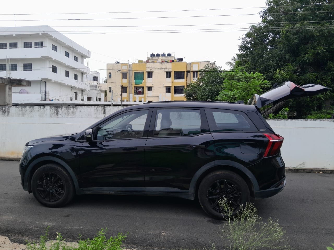 Used 2024 Mahindra XUV700 Used 2024 Mahindra XUV700