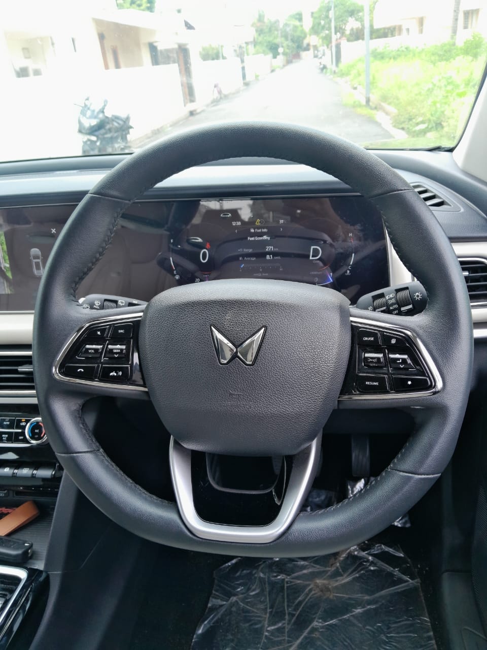 Used 2024 Mahindra XUV700 Used 2024 Mahindra XUV700