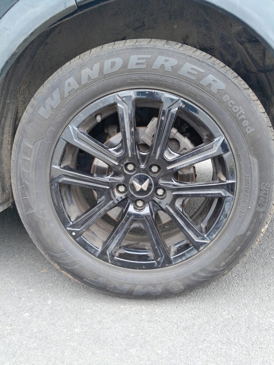 Used 2024 Mahindra XUV700 Used 2024 Mahindra XUV700