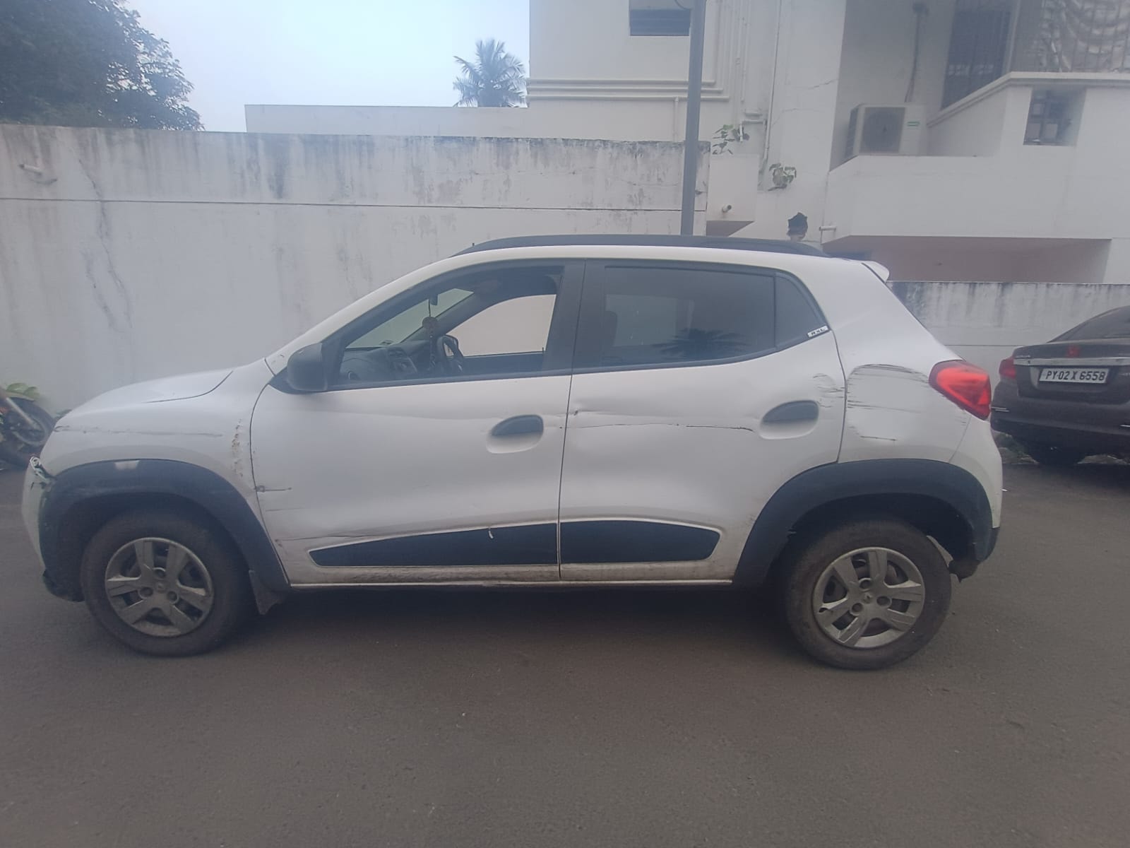 Kwid image 2 Kwid image 2