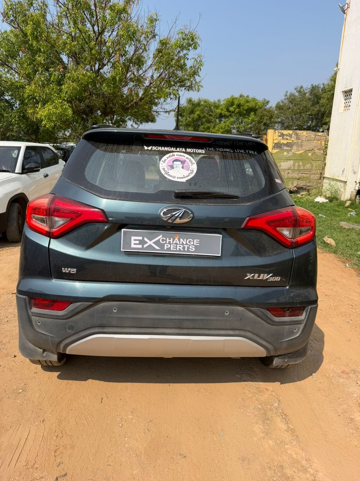 XUV300 image 3 XUV300 image 3