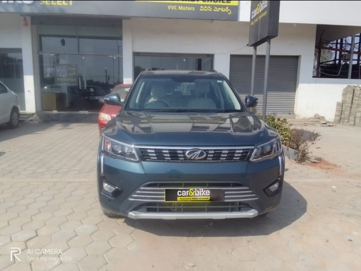 XUV300 image 1 XUV300 image 1