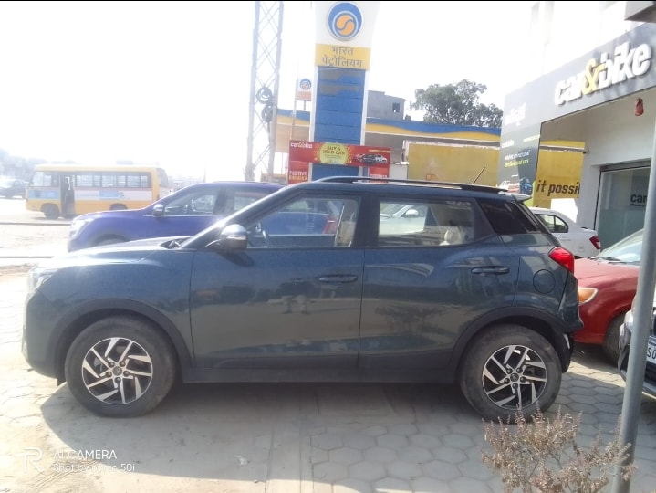 XUV300 image 2 XUV300 image 2