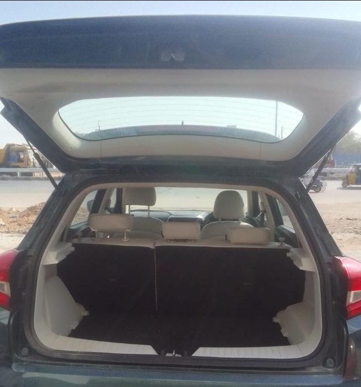 XUV300 image 5 XUV300 image 5