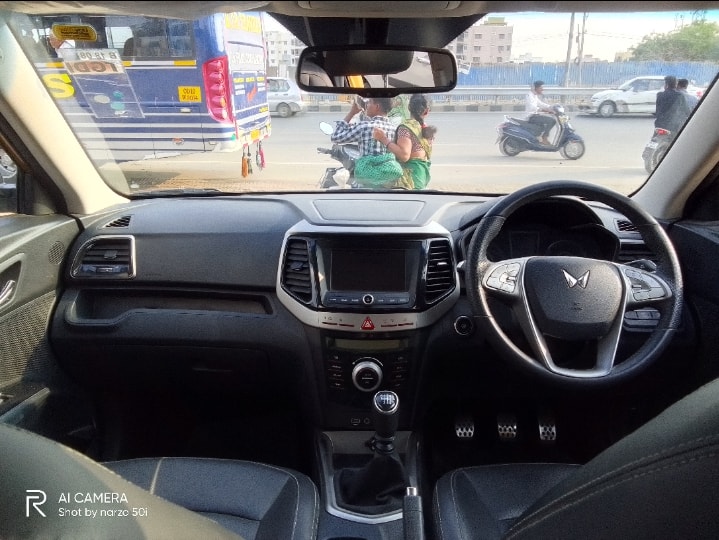 Used 2022 Mahindra XUV300 Used 2022 Mahindra XUV300