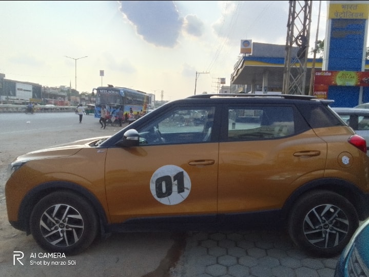 Used 2022 Mahindra XUV300 Used 2022 Mahindra XUV300