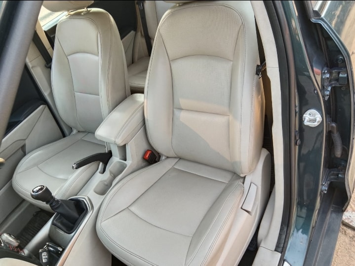 XUV300 image 17 XUV300 image 17