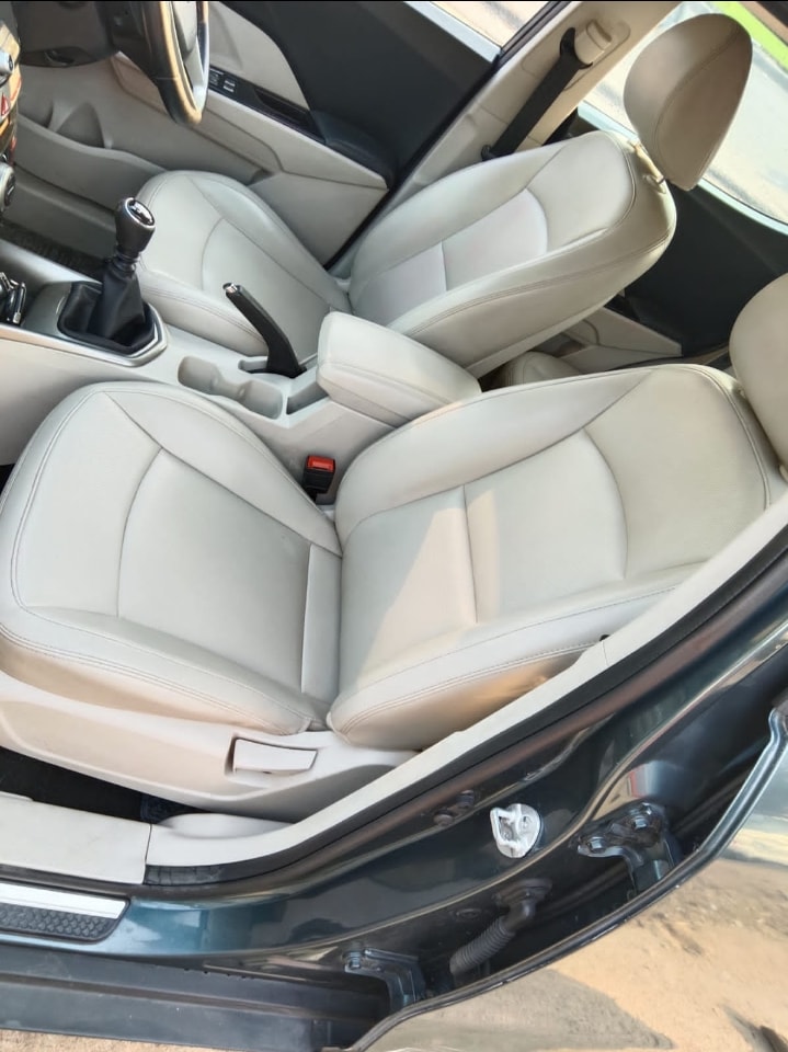 XUV300 image 15 XUV300 image 15