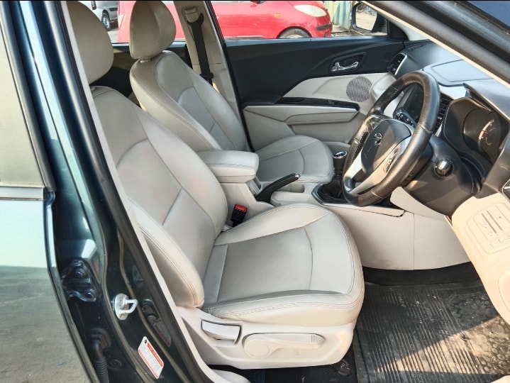 XUV300 image 16 XUV300 image 16