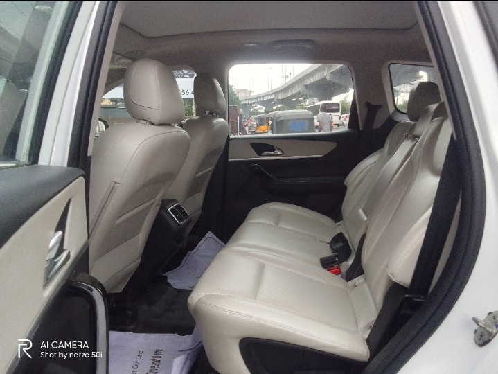 Used 2023 Mahindra XUV700 Used 2023 Mahindra XUV700