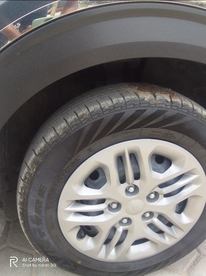 Carens image 9 Carens image 9