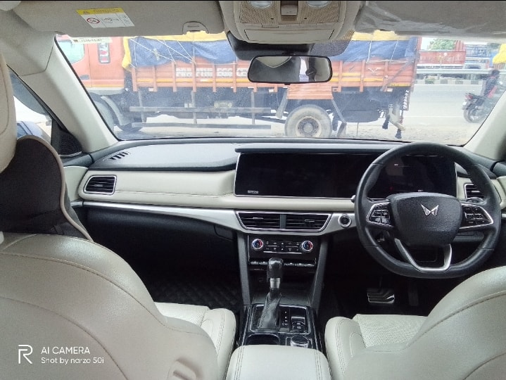 Used 2021 Mahindra XUV700 Used 2021 Mahindra XUV700