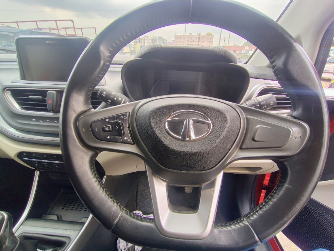 Used 2023 Tata Altroz Used 2023 Tata Altroz