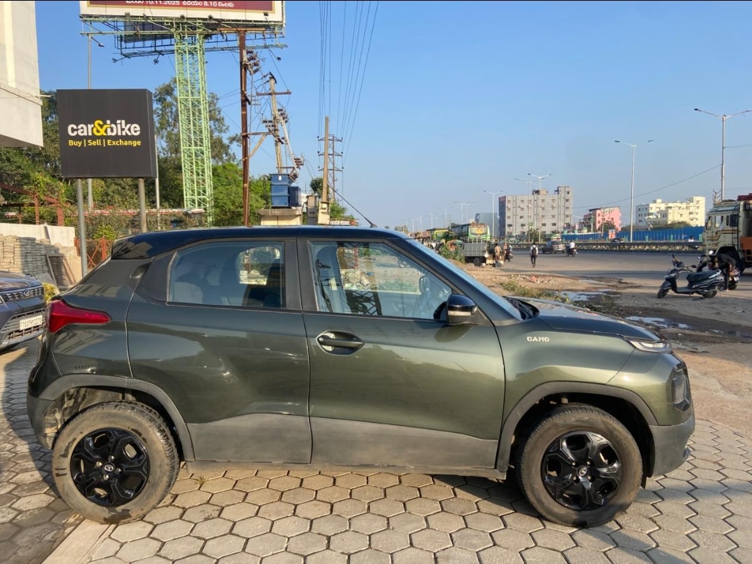 Punch image 7 Punch image 7