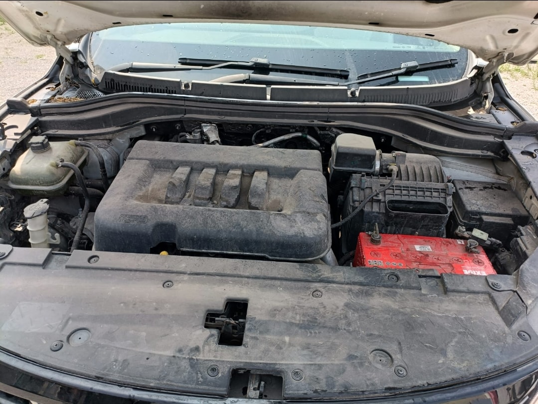 XUV700 image 10 XUV700 image 10