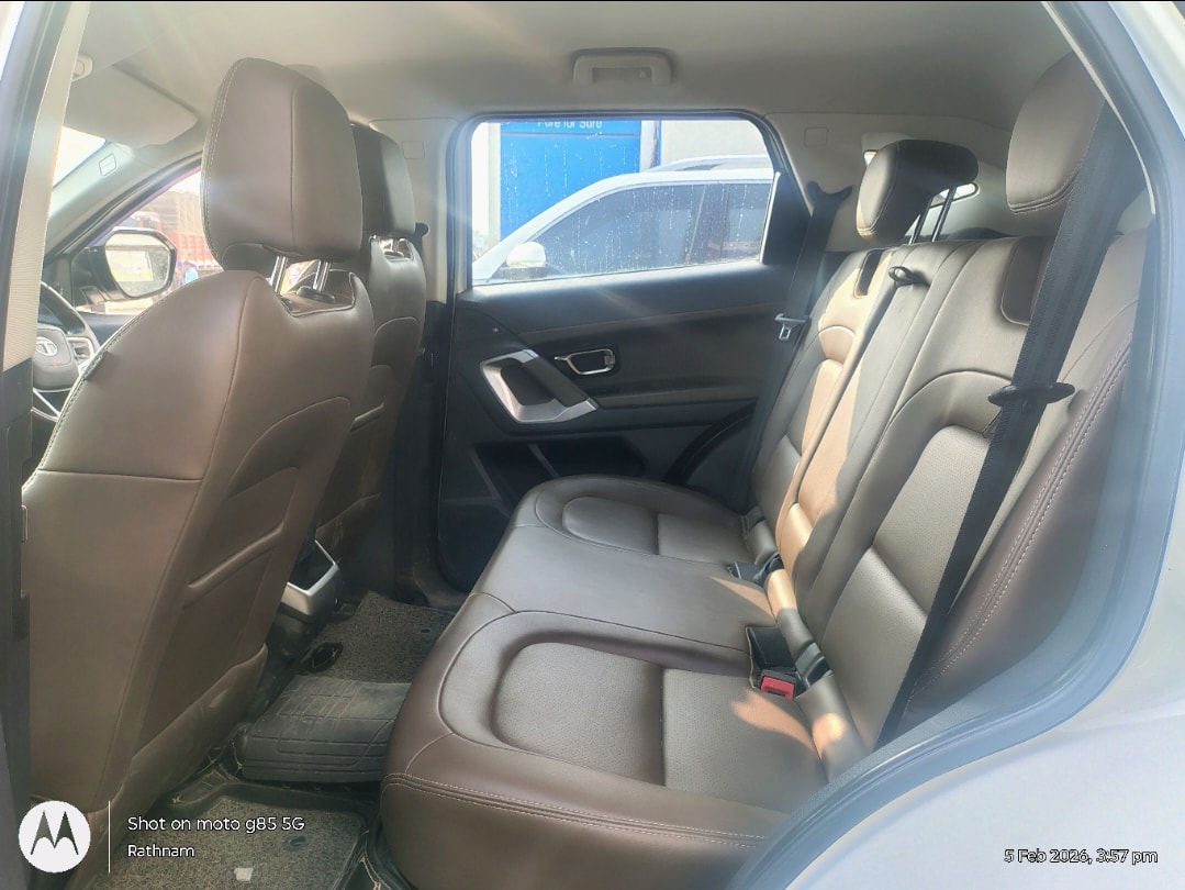 Harrier image 14 Harrier image 14