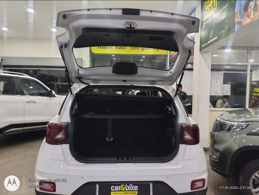 Used 2021 Hyundai Venue Used 2021 Hyundai Venue