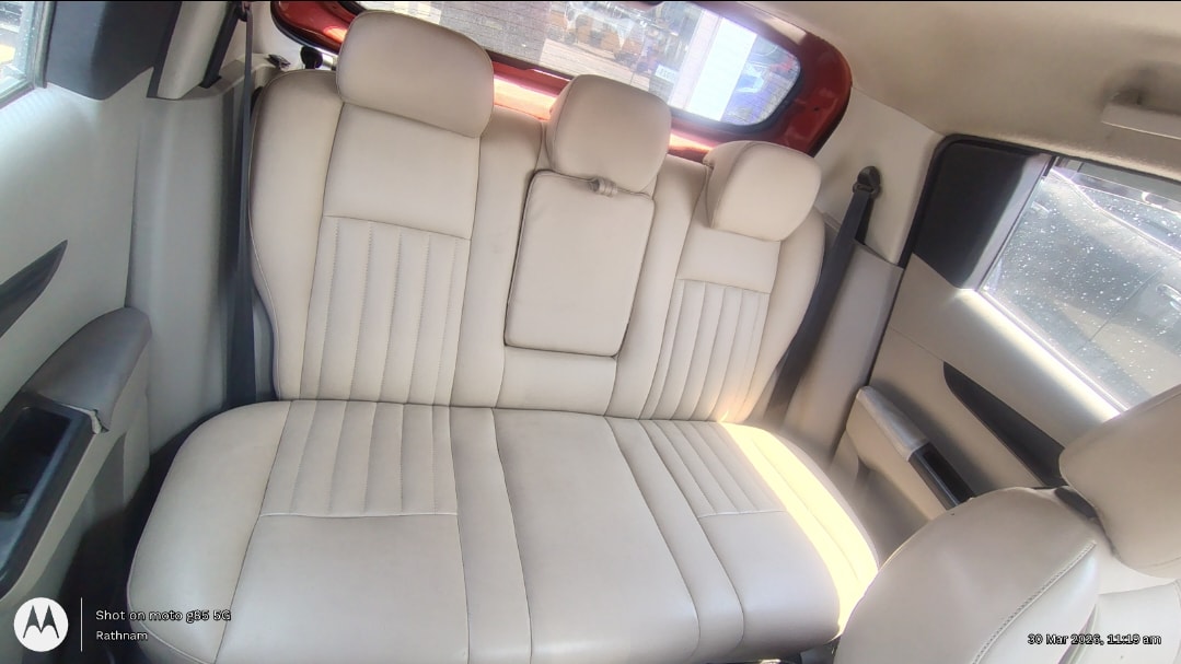 KUV100 image 15 KUV100 image 15