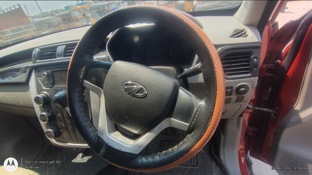 KUV100 image 13 KUV100 image 13