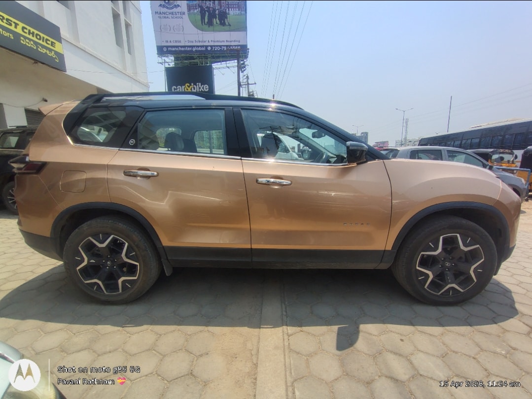 Used 2023 Tata Safari Used 2023 Tata Safari