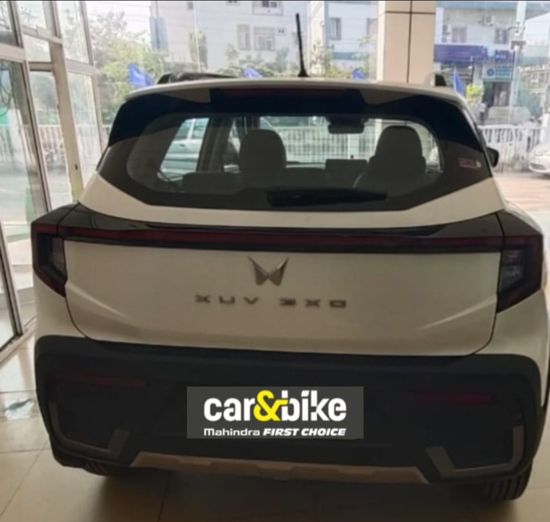 XUV 3XO image 2 XUV 3XO image 2