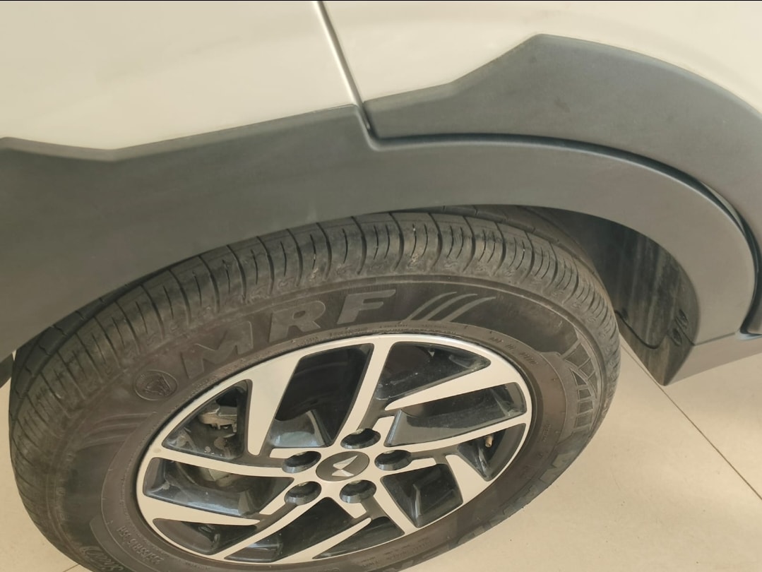 XUV 3XO image 4 XUV 3XO image 4